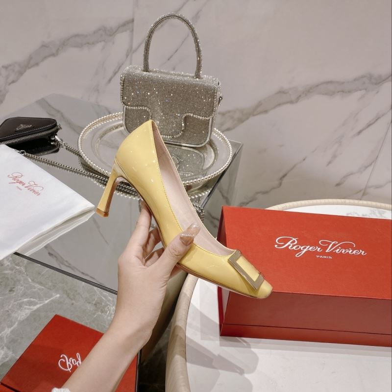 Roger Vivier flat shoes